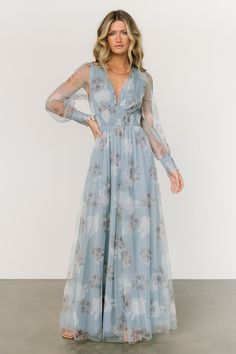 Shimmer Gown, Floral Bridesmaid Dresses, Tulle Maxi Dress, Dress Light Blue, Baltic Born, Mob Dresses, Blue Bridesmaids, Dress Dusty, Chiffon Material