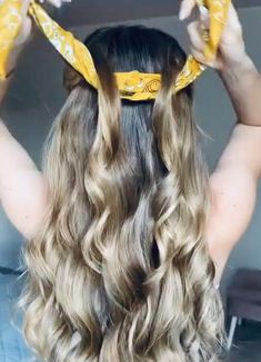 4h Show Hairstyles, Bandana Half Up Half Down Hair, Easy Bohemian Hairstyles, Cowboy Hat Hair Styles For Women, Farm Hairstyles Long Hair, Fun Hairdos For Long Hair, How To Braid A Bandana In Your Hair, Farmer Hairstyles, Outfits That Hide Mommy Pouch