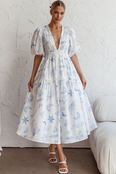 Shop the Summer Land V-Neckline Midi Dress Printed White | Selfie Leslie Amalfi Coast Dress, Coastal Grandma Dress, Dress For Beach Pictures, Midi Sleeve Dress, Coastal Dress, Family Photo Outfits Summer, Cotton Printed Dress, Vintage Cotton Dress, Print Summer Dress