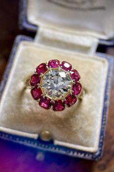 Ruby Jewelry Ring, Ruby Ring Designs, Antique Ruby Ring, Types Of Fashion, Ruby Ring Vintage, Victorian Engagement Rings, Vintage Inspired Rings, Floral Engagement Ring