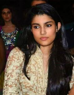 Alizeh Agnihotri Alvira Khan Daughter Tag Name, Young Celebrities, Mumbai Maharashtra, Marital Status