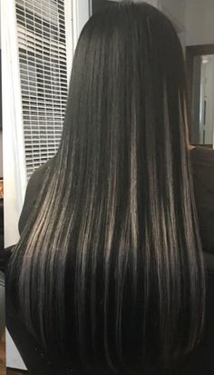 "Length: 20\" Color: #1B/613 Off Black Mixed With Platinum Blonde Style: Highlighted Tape In Hair Extensions Texture: straight Hair Type: 100% Human Remy Hair Grade: AAAA Total Weight: 100 Grams (Each Piece= 2.5 Gram) Quantity: 40 Pieces/Pack" Skunk Hair Platinum Blonde, Balayage, Straight Hair Peekaboo Highlights, Black Hair With Blonde Tape Ins, Tape In Extensions Highlights, Highlight Hair Extensions, Tie And Dye Hair, Highlight Extensions On Black Hair, Highlights Ends Of Hair