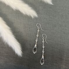 Long Crystal Drop Earrings - Sterling Silver or Gold Filled - Sela+Sage - Dangle Earrings Unique Earrings Silver, Cristal Earrings, Cascading Earrings, Earrings For Prom, Fancy Event, Unique Bridal Jewelry, Small Crystals, Earrings Fall, Crystal Bridal Earrings