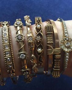 Dope Jewelry Accessories, Stacked Jewelry, Bijoux Diy, Jewelry Inspo, Dream Jewelry, Bracelet Gold