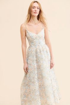 Rent Tosca Midi Dress from Nuuly. Pick 6 items for $98/month. Free shipping + returns. Parisian Style, Wedding Day, Design, French Design, Midi Dress, Free Shipping