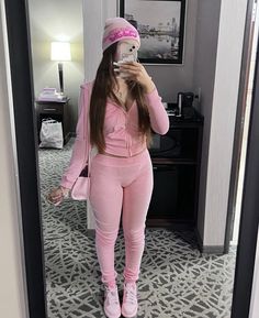 Legging Outfit Black Women, Set Outfits, Tomboy Style Outfits, Cute Comfy Outfits, Streetwear Fashion Women, Everything Pink