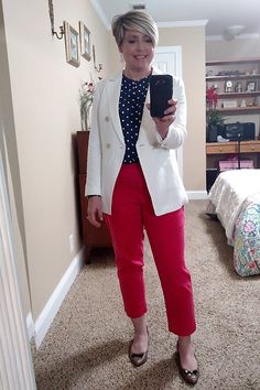 White Loft blazer paired with Loft ankle pants and a navy polka dot top for a fun summer women's work outfit. #workwear #summerworkoutfit #outfitideas Summer Work Outfits, Bordeaux, White Shirt Black Pants, Bright Pants, Business Casual Winter, White Loft, Easy Outfits, Business Casual Outfits For Women