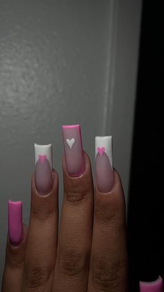 After fur nails, you probably thought that you had seen all the craziest nail art ideas. Well, we interrupt your pleasant day to bring you teeth on your fingers. Pink Valentines Day Nails, Stripes Nail Art, Fur Nails, Beginner Nail Designs, Vday Nails, Nail Art Stripes, Valentines Day Nails, Light Pink Nails, Colored Acrylic Nails