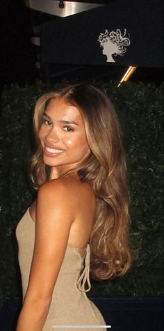 Honey Blonde Balayage Caramel Brunettes, Latina Brown Hair With Highlights, Hair Colors For Biracial Women, 90s Honey Blonde Hair, Celebrity Balayage Hair, Balayage With Dark Hair, Honey Blonde On Light Skin Black Women, Caramel Hair Brown Skin, Kara Del Toro Hair