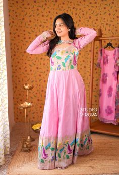 This Paithani dress is made of semi silk and is designed with long sleeves, making it a perfect traditional attire for functions and temple visits. Its elegant and versatile style suits various occasions, adding a touch of cultural beauty to your wardrobe. Pink Outfit, Indian Fashion, Pink Dress, Dress Length