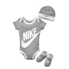 Nike Air Gray 3 Piece Set Newborn 0-6 Months Brand New 3-Piece Infant Nike 3-Piece Infant Set Bodysuit (100% Cotton) Cap (100% Cotton) Bootie Socks (62% Cotton, 34% Polyester, 4% Elastane) Nike Sweat Suit, Girls Nike Outfits, Nike Jogging Suits, Infant Nike, Bootie Socks, Black Tracksuit, Baby Nike, Nike Sweats, Nike Air Max Tn