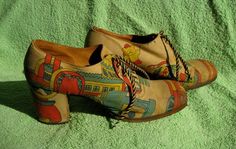 Retro Accessories, Stunning Shoes, Retro Rainbow, Vintage Boots, 1960s Fashion, Only Fashion, Vintage Shoes