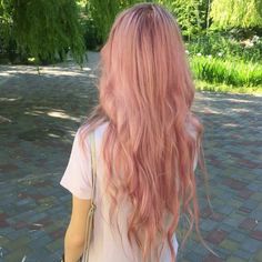 t h e b e a u t y o f (g) r a c e (@hannah.gloria_) • Instagram photos and videos Haircut Styles, Long Pink Hair With Bangs, Light Pink Money Piece Hair, Subtle Hair Dye, Pastel Hair Pink, Pink Peach Hair, Light Pink Hair, Pastel Pink Hair, Hair Color Pink