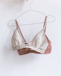 Linen bra fits perfectly – it has an elastic band at the bottom. Comfortable and convenient for all seasons. 100% linen with OEKO-TEX certificate. The advantage of linen clothing is high durability (even indestructibility), antibacterial and anti-allergic effect (perfect fabric for allergy Couture, Linen Bralette, Organic Christmas, Linen Sleepwear, Bralette Pattern, Hemp Clothing, Women Bra, Cotton Bralette, Linen Fashion