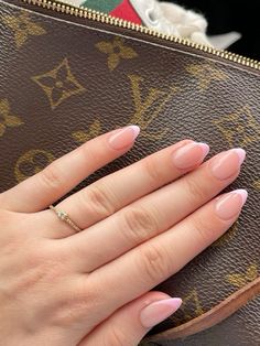 Short Coffin Shape Nails Pink French Tip, Nail Inspo Almond French Tip Pink, Natural French Gel Nails, Almond Nail Pink French Tip, Pink Tipped Almond Nails, Neutral Pink French Tip Nails, Almond French Tip Pink Nails, Pink French Biab Nails, Acrylic Nails Ideas Almond French Tip