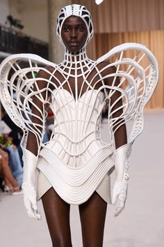 Conceptual Fashion, Jean Paul Gaultier 2022, Jean Paul Gaultier Couture, Fall 2022 Couture, Gaultier Couture, Detail Couture, Drag Queen Outfits, 2022 Couture, Iris Van Herpen