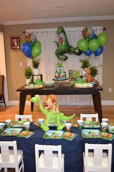 The Good Dinosaur Birthday Party, Good Dinosaur Birthday Party, Dinosaur Birthday Party Ideas, Deco Ballon, Good Dinosaur