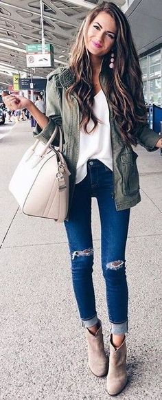 Fall Trends Outfits, Army Green Jacket, Outfits 2017, Mode Casual, School Looks, Fall Outfits Women, Green Jacket, Fashion 2017