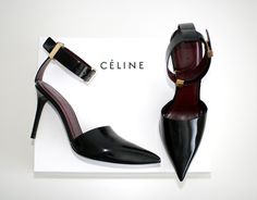 celine pumps Black Heels, Old Celine, Celine Shoes, Paris Chic, Inspiration Mode, Shoe Closet, Shoe Obsession, Beautiful Shoes, Christian Louboutin Pumps