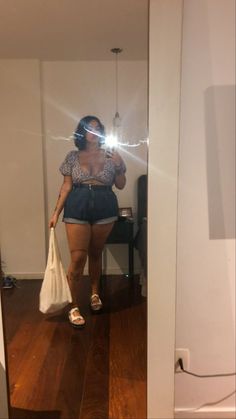 Gorditas Aesthetic, Chubby Girl Fashion, Midsize Body, Chubby Girl Outfits, Aesthetic Grunge Outfit