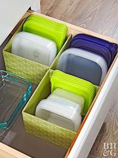 Say goodbye to chaotic cabinets and hello to easy organization! #kitchencabinets