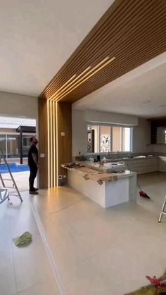 House Interior Design Styles, تصميم داخلي فاخر, Celling Design, Bloxburg Room, Desain Furnitur Modern, Hall Interior Design, Home Lighting Design