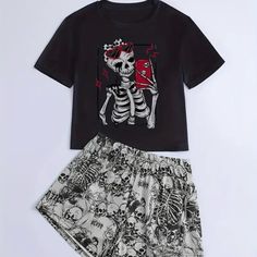 Skull Pajama Tshirt And Short Set Cute Goth Pajamas, Scene Pajamas, Goth Pjs, Skull Pajamas, Summerween Ideas, Black Pajama Set, Goth Pajamas, Pajama Outfit, Red Pajamas