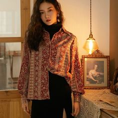 Aemi Vintage Paisley Floral Shirts Blouse Patchwork, Flower Tops Outfit, 70s Aesthetic Outfit, Floral Blouse Outfit, Black Mini Skirt Outfit, Vintage Print Blouse, Academia Clothing, Floral Shirts, Paisley Fashion