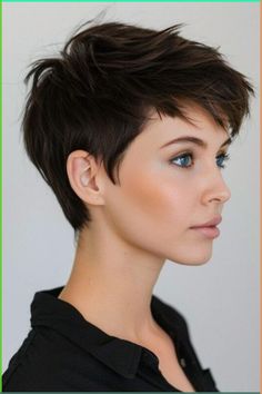 Easy messy bun! All you need is a hat & two small rubberbands Cute Pixie Haircuts For Thick Hair, Short Pixie Thick Hair, Spikey Pixie Cuts, Girly Pixie Cuts, Side Shave Pixie, Pixie Side Part, Short Hair Styles Pixie Edgy, Cheveux Courts Funky, Hairstyle For Chubby Face