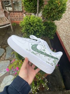 Skor Sneakers Nike, Παπούτσια Nike Free, Sneakers Air Force, Buty Marki Nike, Boty Nike, Alledaagse Outfits, Skor Sneakers, Haine Diy, Nike Air Force 1 Custom