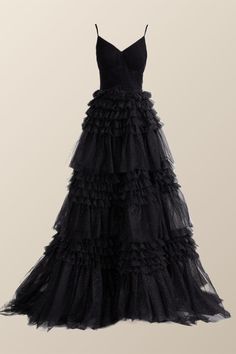 Crafted from tulle fabric in classic black, this dress features an A-line shape and a pleated bodice held up by delicate spaghetti straps. The full length skirt is adorned with tiered ruffles, and the back features a charming lace-up design. Plus, you can leave the bra at home - this dress has a built-in one! Perfect for any occasion, this dress has got you covered (literally)! Black Lace Formal Dress, Black Lace Evening Dress, Red Lace Prom Dress, A Line Long Dress, Burgundy Homecoming Dresses, Mermaid Prom Dresses Lace, Full Length Skirt, Pink Evening Dress, Red Homecoming Dresses