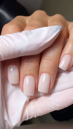 Natural Nails Manicure, Maquillage On Fleek, Bridesmaids Nails, Squoval Nails, Subtle Nails, Work Nails