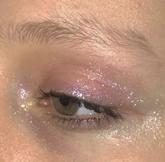 Angelic Look Makeup, Angel Aesthetic Makeup, Angel Make Up, Angelic Makeup Aesthetic, Angel Makeup Ideas, Angelic Makeup, Angel Makeup, Smink Inspiration, Buzz Feed