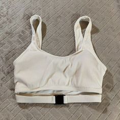 Primark Womens Small Sports Bra White Rib Knit Padded Pull Over Athletic Running New With Tags Running, White Sports Bra, Athletic Running, Sports Bras, Women's Intimates, Rib Knit, Sports Bra, Bra, Tags