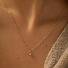 Gold Necklace Single, Daily Diamond Necklace, Everyday Wear Necklace, Dainty Necklaces Gold, Formal Gold Necklace, Gold Jewelry With Diamonds, Minimalist Necklace Diamond, Delicate Necklace Diamond, Dainty Gold Necklace Pendant