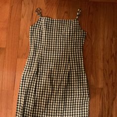 Never Worn Before Gingham Dress. Great Condition. Size Small. Black And White. Black White, Dr Wardrobe, Checkered Dress, Gingham Dress, Gingham, Colorful Dresses, Cute Outfits, Color Black, Mini Dress