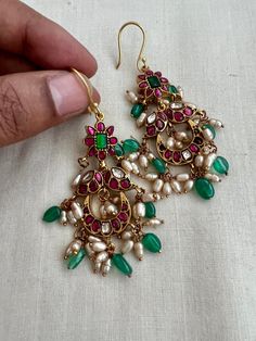 Antique Pearl Necklace, Peacock Pendant, Ship It, Ruby Emerald, Bridal Gold Jewellery Designs, Gold Bangles Design, India Jewelry, Jewelry Design Earrings
