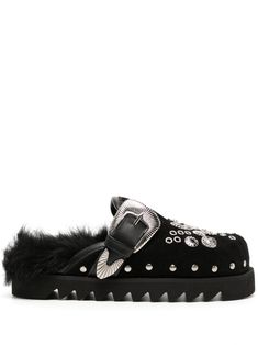 Toga Studded faux-fur Mules - Farfetch Manado, Fur Mules, Pretty Shoes Sneakers, Shoes Outfit Fashion, Girly Shoes, Shoe Inspo, Hype Shoes, Pretty Shoes, Dream Shoes