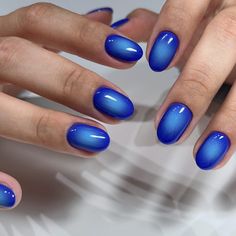 21 Aesthetic Stylish Blue Nails 3 Blue Aurora Nails, Manicure Design Ideas, Bright Blue Nails, Blue Chrome Nails, Crome Nails, Blue Ombre Nails, Blue Gel Nails, Aurora Nails