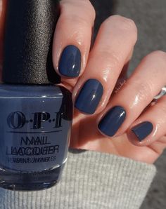 55 Trendy Blue Winter Nails For A Icy Cool Look