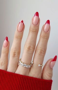 Best Valentine's Day Nails 2022 Valentine nail art designs : Not everyone like Valentine's Day celebrations, but for those who're looking forward for this day you really need to get ready. Let starts from get into Valentine's mood first, you can try out some cute Valentine's day nail art ideas. Valentines Nail Art Designs, Pink French Nails, Stripped Nails, French Tip Nails, Valentine's Day Nails, Valentines Nails