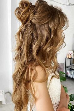 Messy Hair Look, Wedding Hair Half, Boho Wedding Hair, Long Hair Wedding Styles, Bohemian Hairstyles, Wedding Hair Inspiration, Bridal Hair And Makeup, Boho Hairstyles, Wedding Hair And Makeup