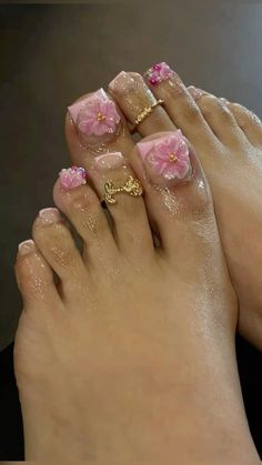 French Pedicure Designs Flower, Hibiscus Flower Toe Nails, French Pedicure With Flower, Nails And Toes Matching, Acrylic Pedicure, Slay Nails, French Pedicure, Gel Toe Nails, Nail Acrylic