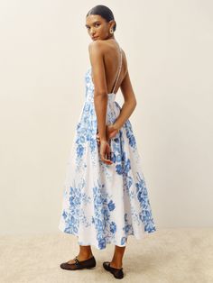 How classic. Shop the Percy Linen Dress from Reformation, a midi length dress with a high halter neckline. White Wedding Guest Dresses, Greece Vacation Outfit, Toile Dress, Greece Outfit, White Flowy Dress, Blue Linen Dress, Cowgirl Dresses, Linen Sundress, Italian Dress
