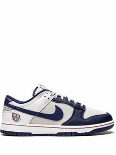 Off Brand Nike, Nike Retro Sneakers, Dark Blue Clothes, Dark Blue Sneakers, Sneakers Png, Dark Blue Shoes, Nba 75th Anniversary, Sneaker Ideas, Retro Nba