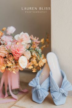 Download the free guide and learn how to put together an unforgettable wedding day flat lay. Wedding flat lay, wedding stationary, best bridal perfume, loeffler randall, kurt geiger shoes, bridal heels, flat lay ideas, how to make a wedding flat lay, Lauren Bliss Photography, Philadelphia wedding photographer, Destination wedding ideas, Hawaii wedding flowers, tropical wedding color scheme, pink and orange bouquet, something blue idea, blue bridal shoes Pink And Orange Bouquet, Hawaii Wedding Flowers, Bridal Perfume, Flat Lay Ideas, Wedding Flat Lay, Orange Bouquet, Blue Bridal Shoes, Wedding Color Scheme, Kurt Geiger Shoes