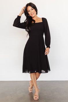 34c Size, Simple Dress Casual, Funeral Dress, Casual Wedding Attire, Semi Formal Outfit, Cocktail Dresses With Sleeves, Baltic Born, Black Dress Formal, Guest Attire