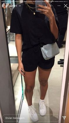 Lazy Outfits, Black Athleisure Outfits Summer, Black Loose Shorts Outfit, Run Errands Outfit Summer, Minimalista Sikk, Outfits Dress, Stylish Summer Outfits, Fashion Enthusiast, Cute Lazy Outfits