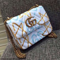 Gucci Handbags, Gucci Bags, Tas Gucci, Sacs Design, Quilted Wallet, Kelly Bag, Luxury Purses, Cute Purses, Purses Designer