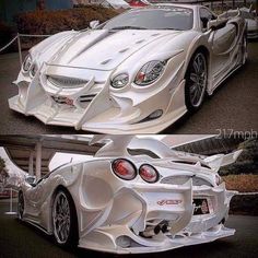 two pictures of a white sports car in different stages of being painted to look like it's been made out of paper